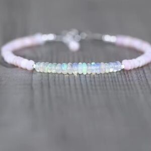 🩷🩷NEW🩷🩷 PRETTY!! Faceted Ethiopian Opal And Peruvian Pink Opal Bracelet